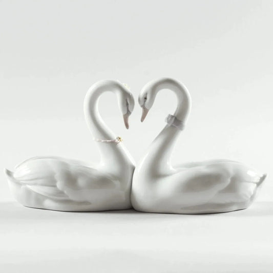  Lladro Endless Love Swans Figurine